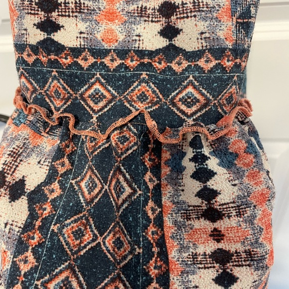 Girls Midi Ruffled cross back dress - Picture 3 of 7